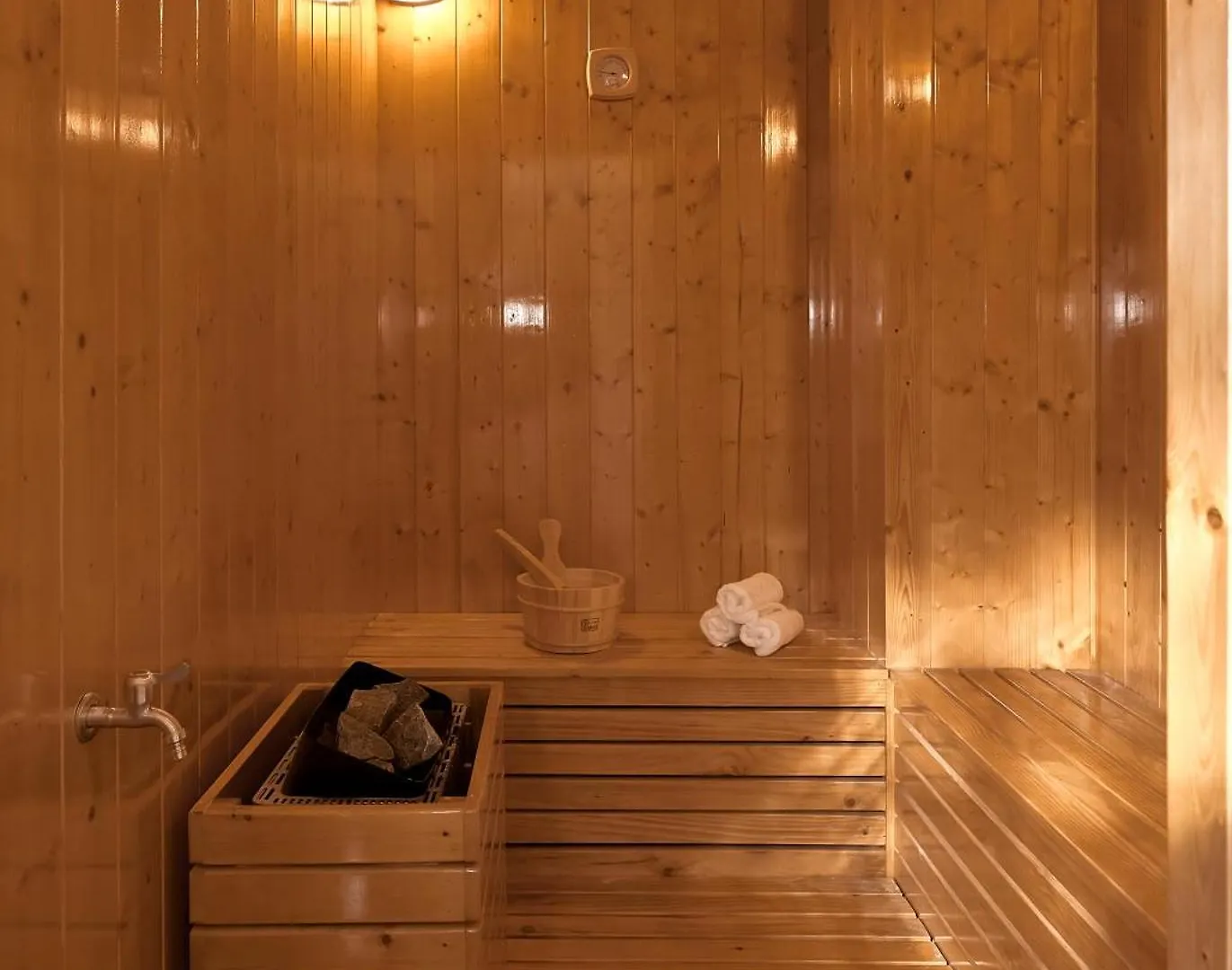 Adamas Boutique Hotel Nha Trang
